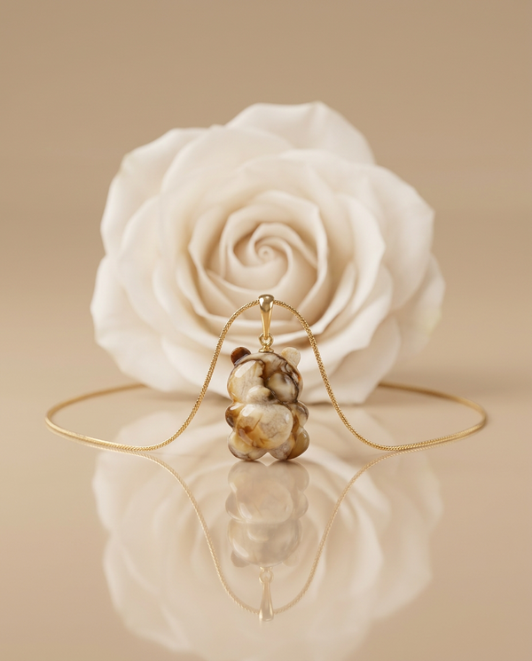 Gintaro pakabukas, auksuotas sidabras 925 "Bitinukas"