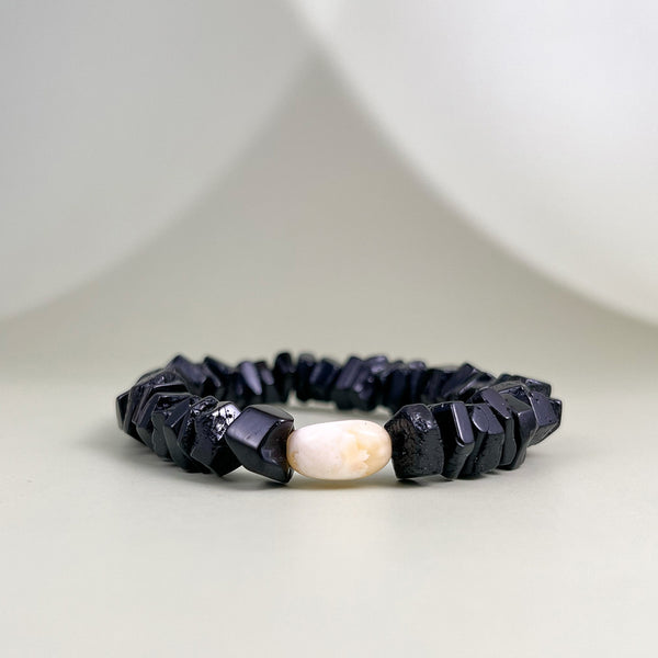Black amber bracelet "Cube"