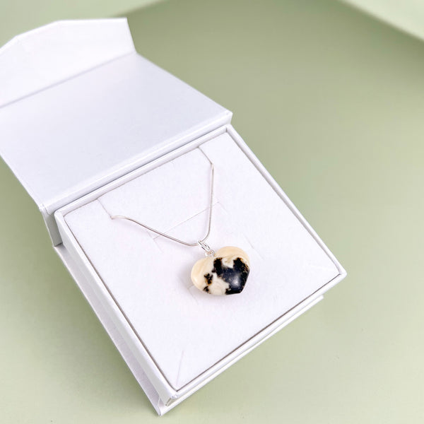 Amber heart, gold-plated silver 925 "Mylimukė"