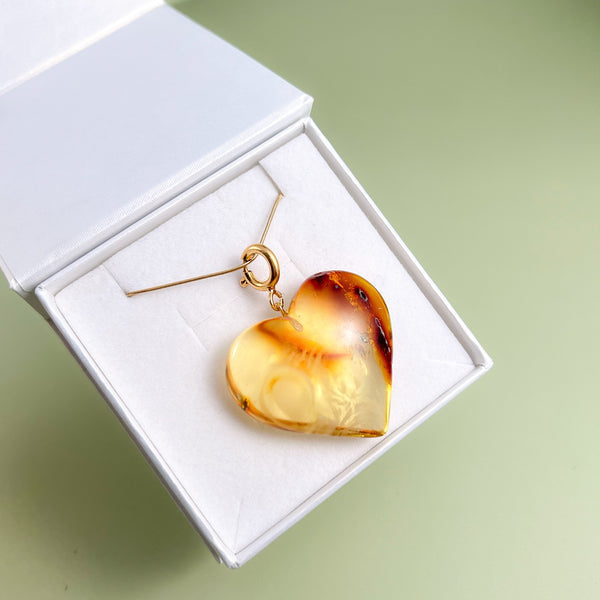 Gintaro širdis, auksuotas sidabras 925 "Fantazija"