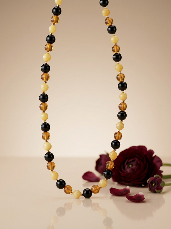 Gintaro karoliai juodas gintaras