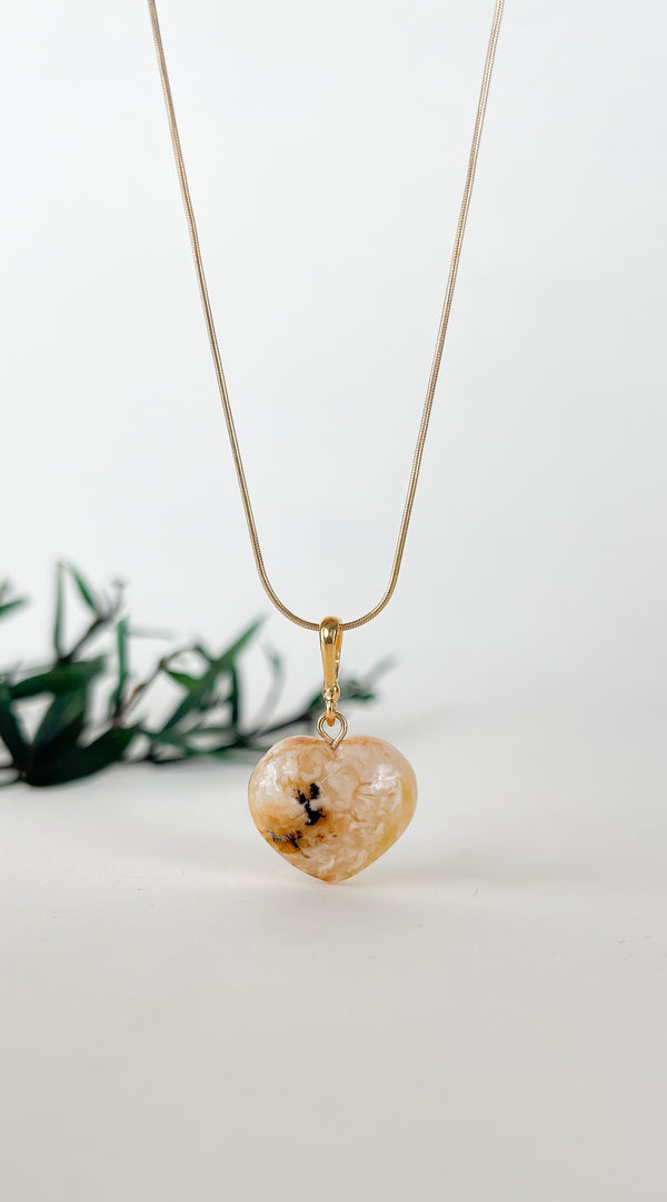 Gintaro širdis, auksuotas sidabras 925 "Mylimukė"