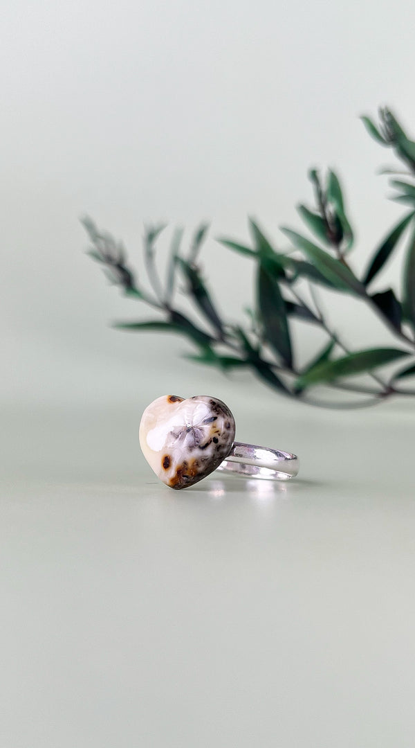 Gintaro žiedas, sidabras 925 "Įkvėpta"