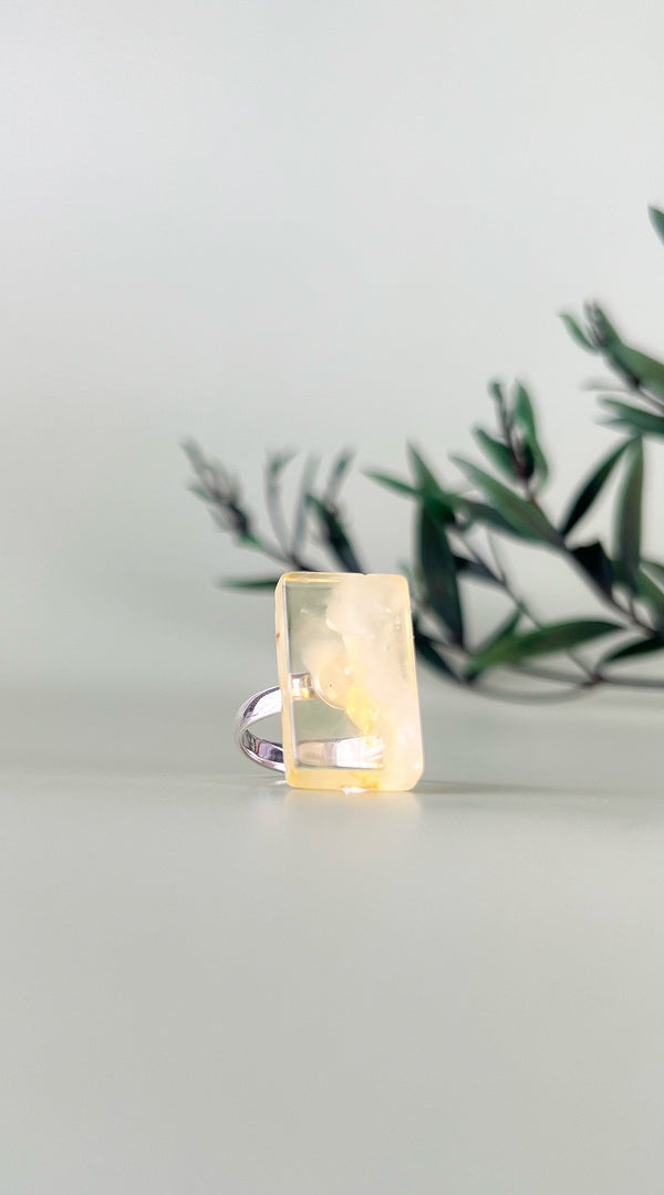 Gintaro žiedas, sidabras 925 "Debesų svajos"