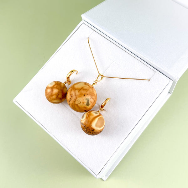 Gintaro rinkinys, auksuotas sidabras 925 "Veneros šviesa"