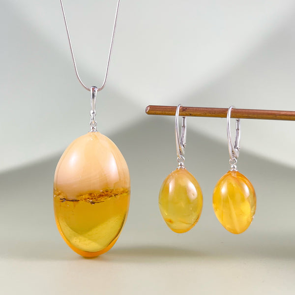 Gintaro rinkinys, sidabras 925 "Du pasauliai"