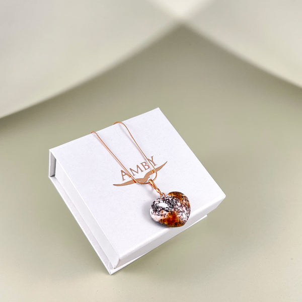 Gintaro širdis, auksuotas sidabras 925 "Žavinga"