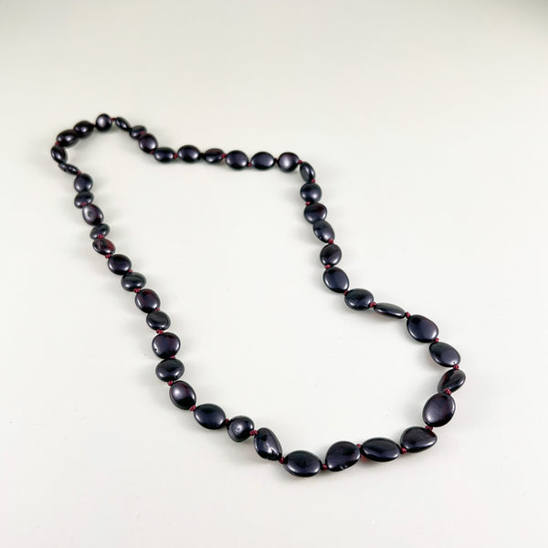 Gintaro vėrinys 49cm "Juoda pupa"