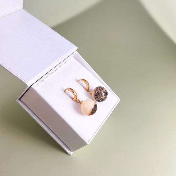 Gintariniai auskarai, auksuotas sidabras 925 "Pusinukai"