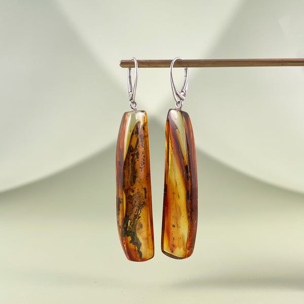 Gintaro auskarai, sidabras 925 "Volungėlė"