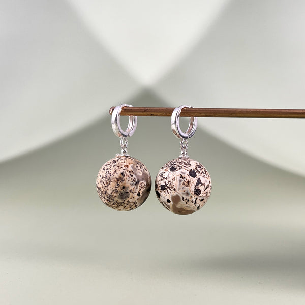 Gintaro auskarai, sidabras 925 "Smėlio kalvos"