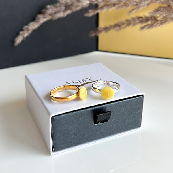 Geltono gintaro žiedas, sidabras arba auksuotas sidabras 925 "Geltonos tablėtytės"