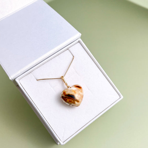 Gintaro širdis, auksuotas sidabras 925 "Meilės aura"