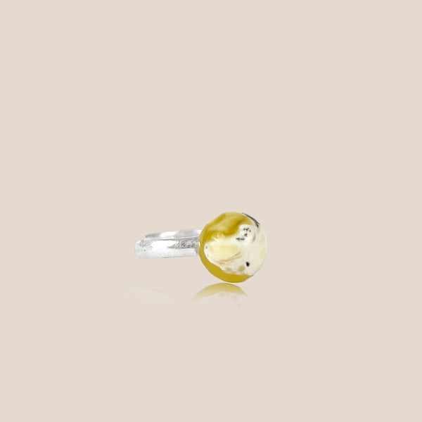 Gintaro žiedas, sidabras 925 "Baltas slėnis"