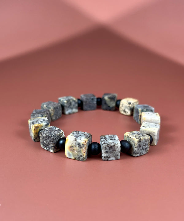 Gintaro apyrankė "Žemės kuba"