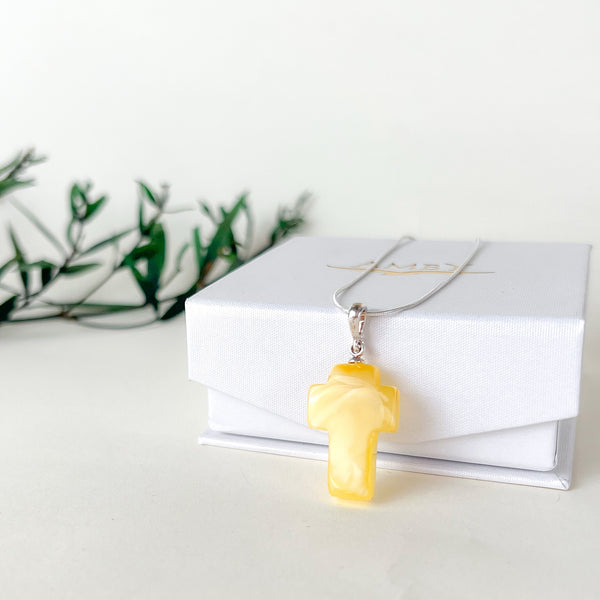 Geltonas gintaro kryželis , sidabras 925 "Viltis"