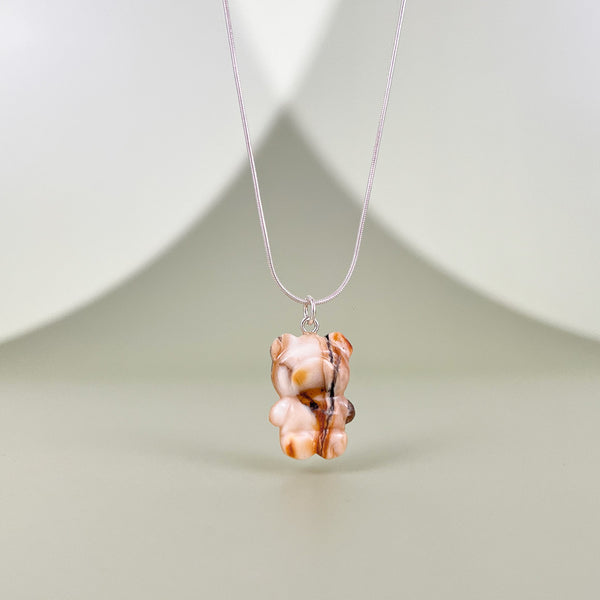 Pakabukas su gintariniu meskuciu