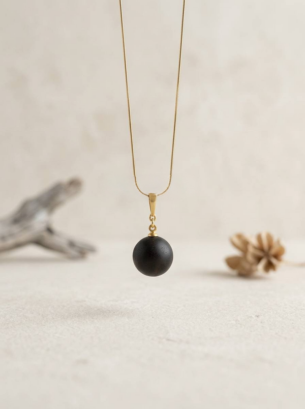 Gintarinis pakabukas, auksuotas sidabras 925 "Bellum gold"