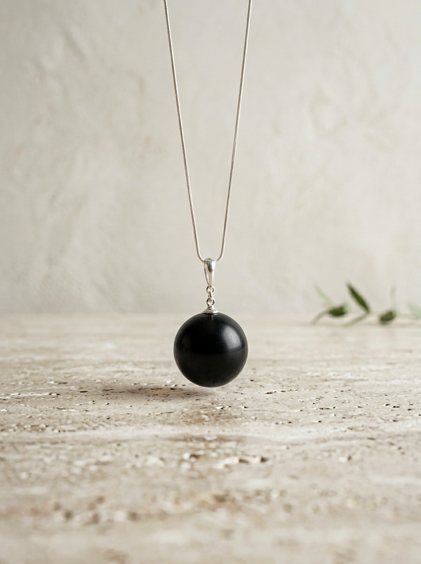 Gintarinis pakabukas,sidabras 925 "Bellum silver"