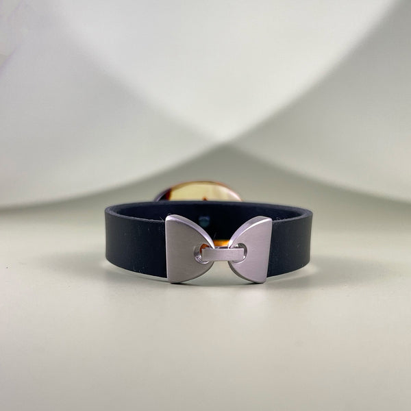 Gintaro apyrankė su oda "Gintaro gelmė"