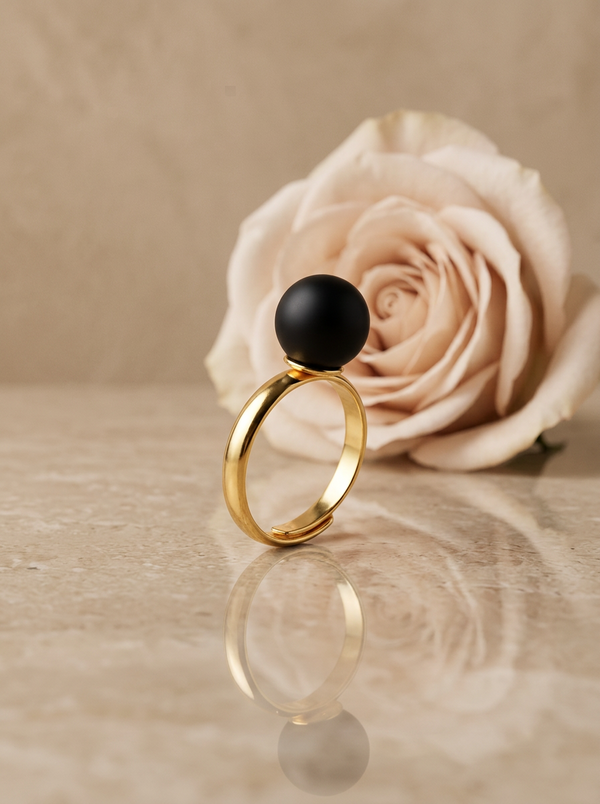 Bellum gold žiedas su juodu neblizgiu gintaru, sidabras arba auksuotas sidabras 925