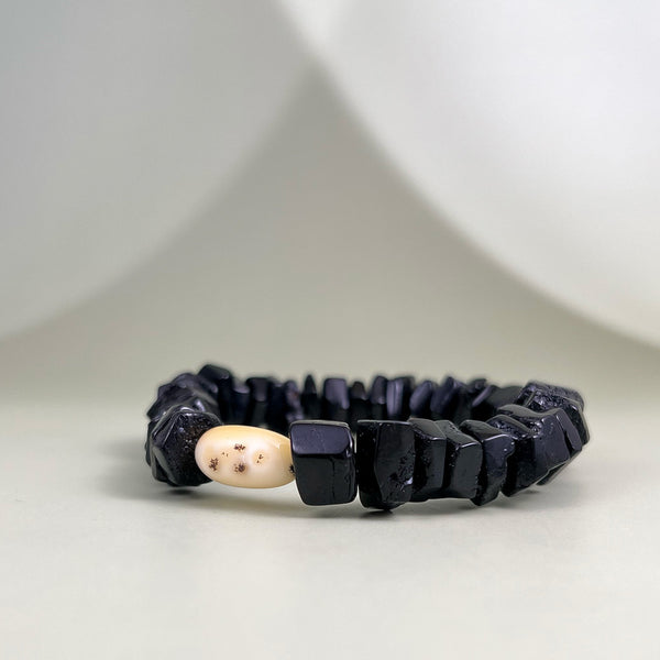 Black amber bracelet "Cube"