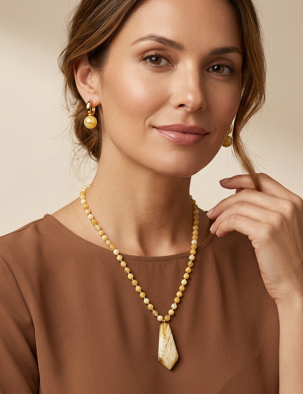 karalisko gintaro verinys ir gintaro auskarai