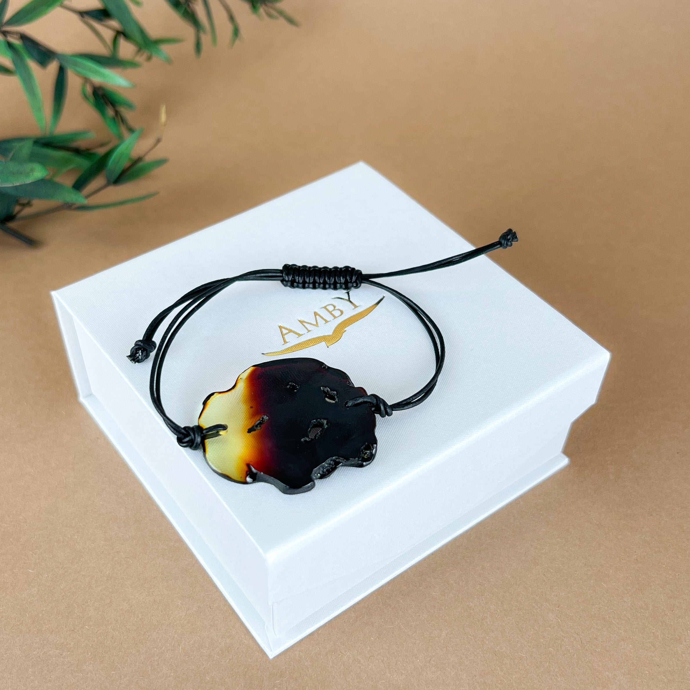 Reguliuojamo dydžio apyrankės IŠSIRINKITE SAVO TALISMANĄ 