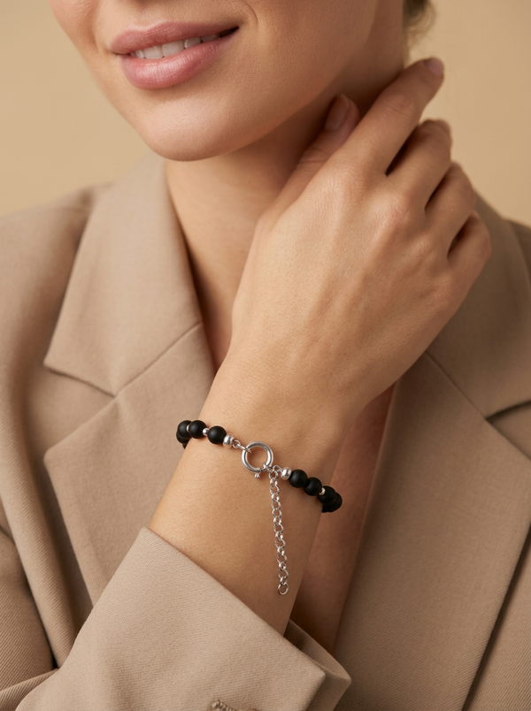 bellum_silver_juoda_gintaro_apyranke