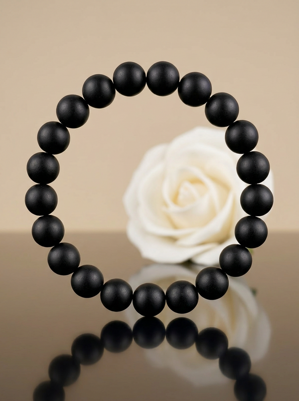 juoda_gintaro_apyranke_moterims