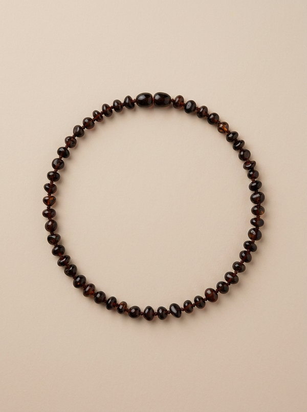 Gintaro karoliai vaikams "Juoduliukai"