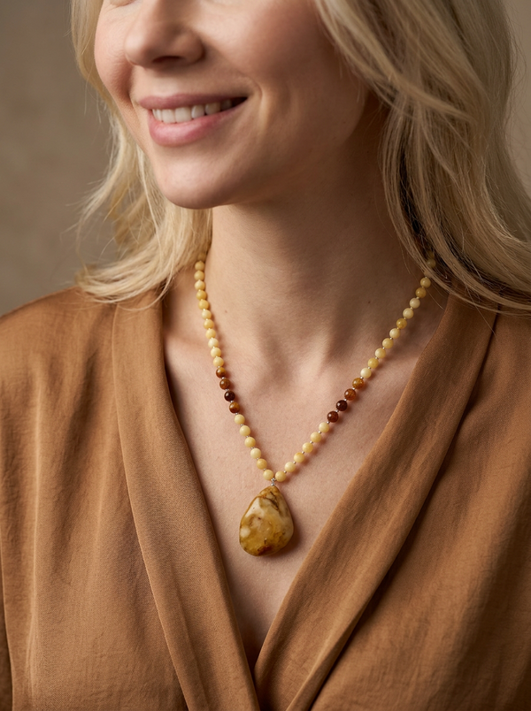 Blizgus gintaro vėrinys 56cm, sidabras 925 "Gintaro šiluma"