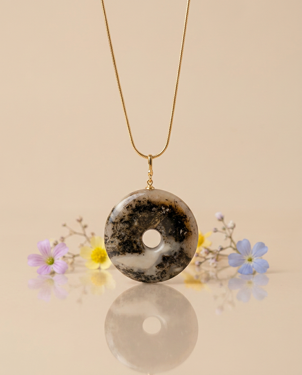 margas gintaro amuletas