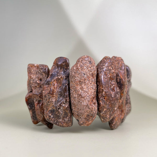 Gintarinė apyrankė "Natūrali jėga"