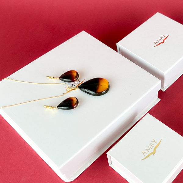 originalūs gintaro papuošalai.