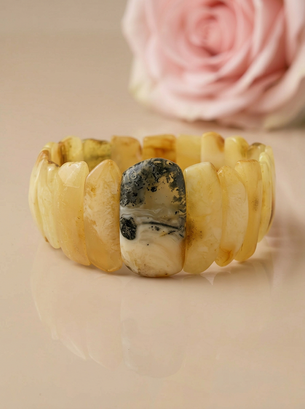 spalvotogintaroapyrankemarga